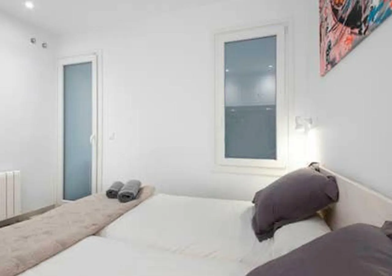San Sebastian Very Nice Apartment 100M From La Kontxa Beach Spain